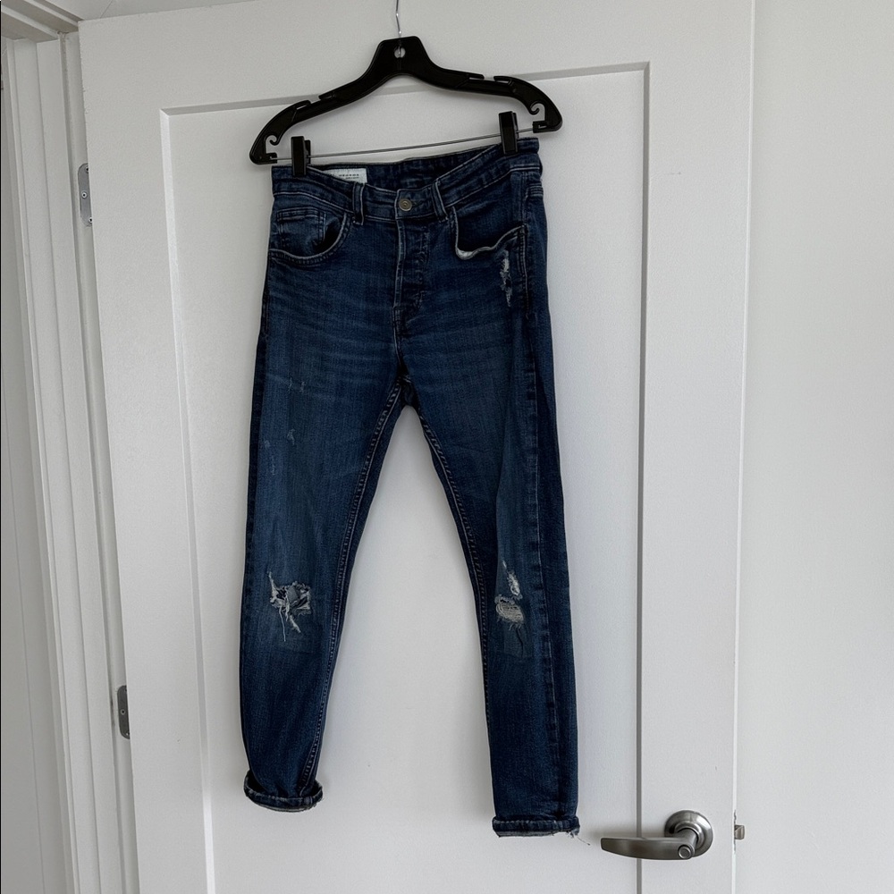 Dark Blue Distressed man’s Jeans